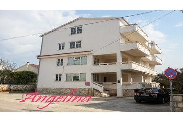 Kroatija Privát Novalja, Eksterjeras